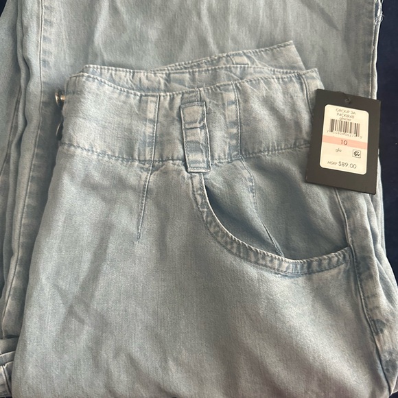 Jeans - Picture 2 of 10